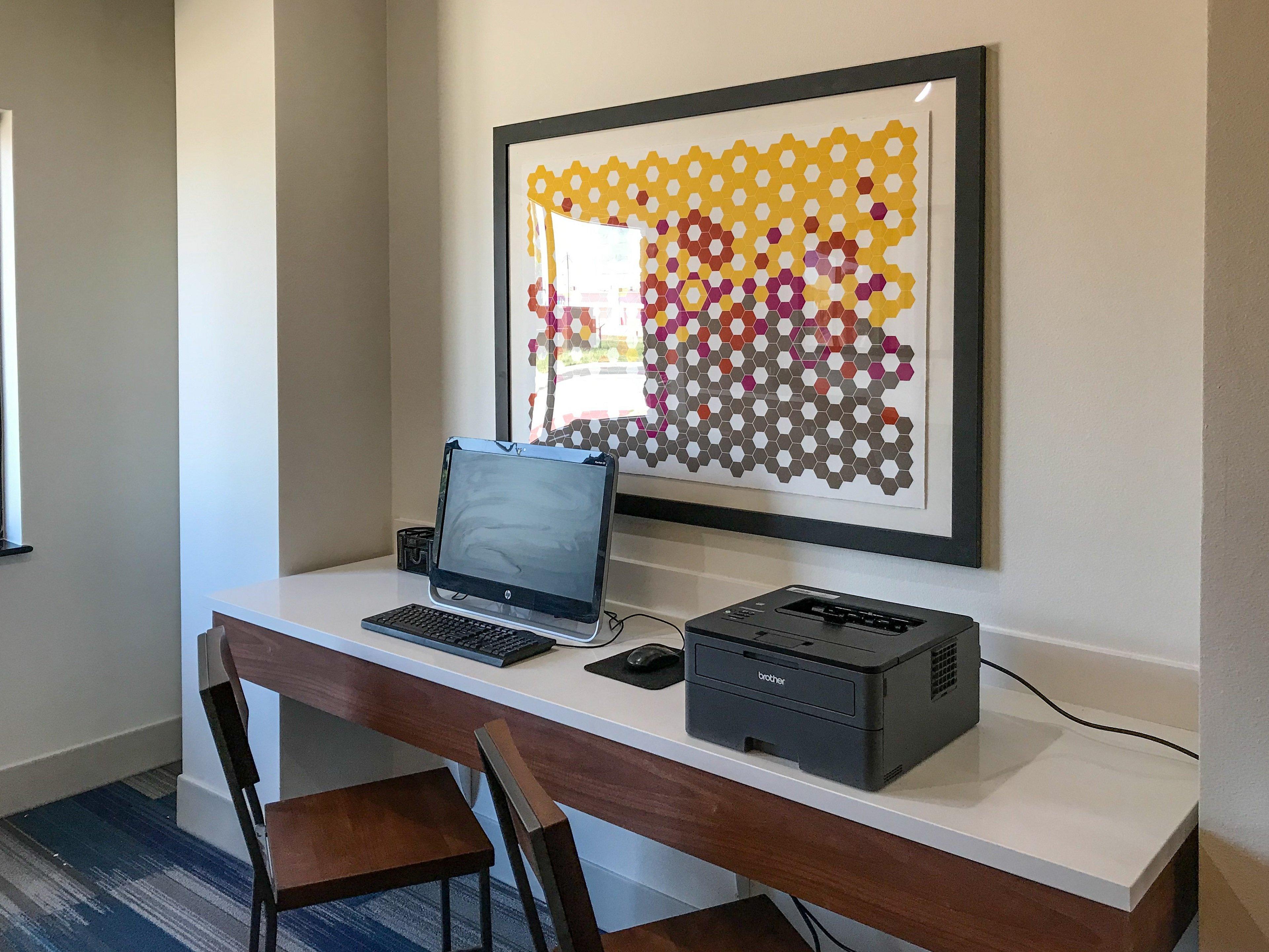 Holiday Inn Express & Suites Lubbock West By Ihg Exterior photo